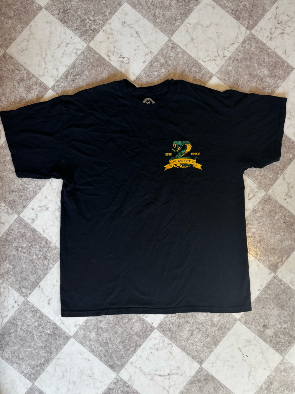 Alive and Free Motorcycle Co. Men’s XL Black Tee Shirt Viper Graphic